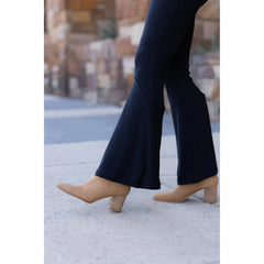 Ready to Ship | The Natalie Black Super Flare Leggings