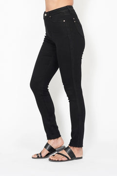 All Day Control – Judy Blue Black Skinny Jeans