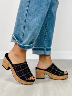 Corkys Totally Buggin Wedges in Black Plaid