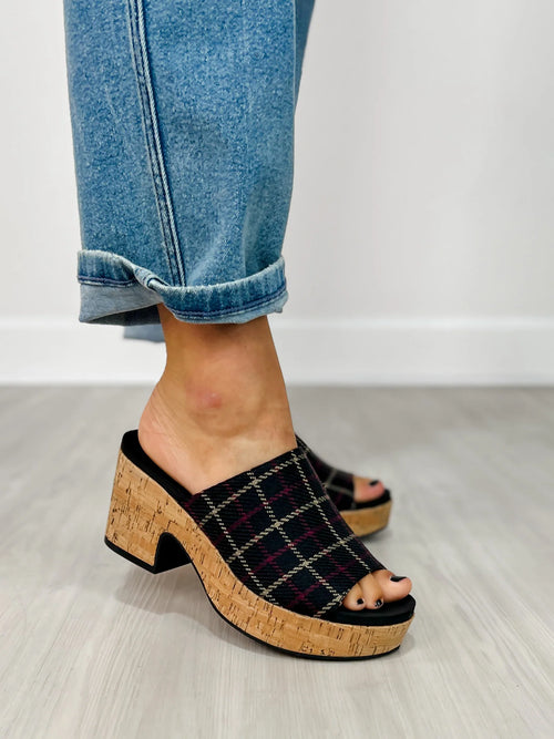 Corkys Totally Buggin Wedges in Black Plaid