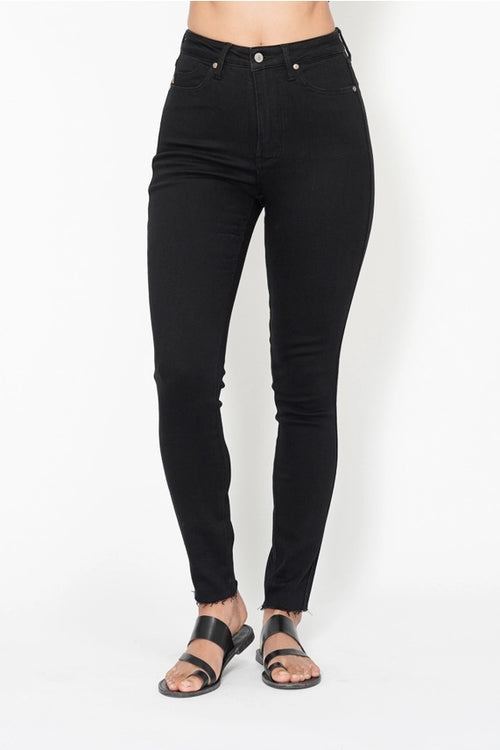 All Day Control – Judy Blue Black Skinny Jeans