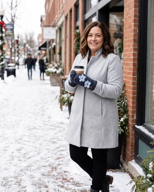 C.C Daisy Pattern Knit Mittens | Cozy Floral Winter Mittens