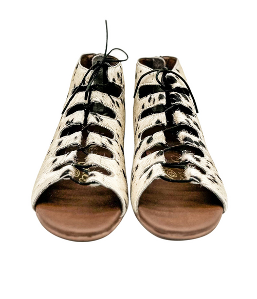 Naughty Monkey Nola Sandals in Black & White – Gladiator Style Lace-Up Sandals Sizes 6–10