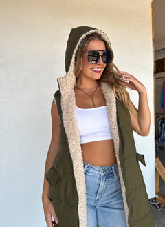 PREORDER- REVERSIBLE SHERPA PUFFER VEST
