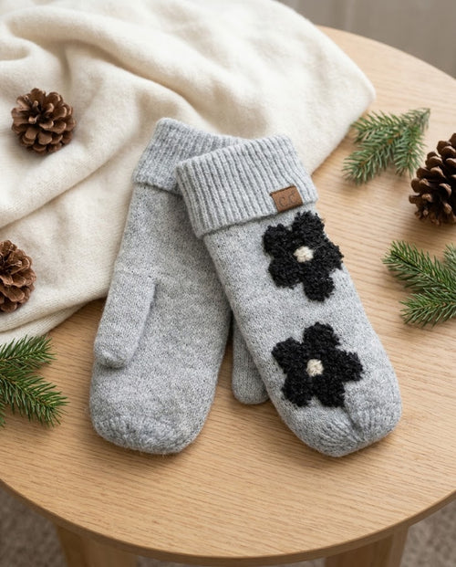 C.C Daisy Pattern Knit Mittens | Cozy Floral Winter Mittens