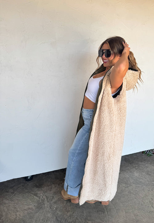 PREORDER- REVERSIBLE SHERPA PUFFER VEST