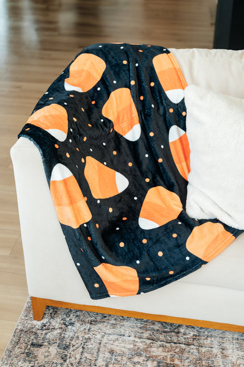 PREORDER: Jumbo Candies Halloween Fleece Blanket - Sweeten Your Spooky Season!