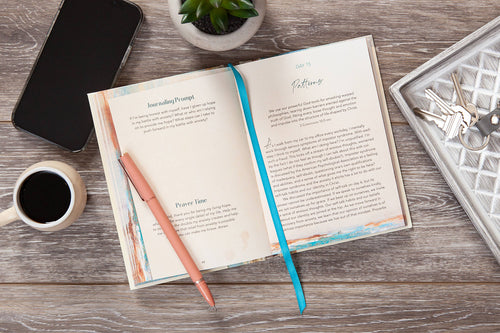 Journaling Prompt and Prayer Time section from the Dear Anxiety, Let's Break Up daily devotional.