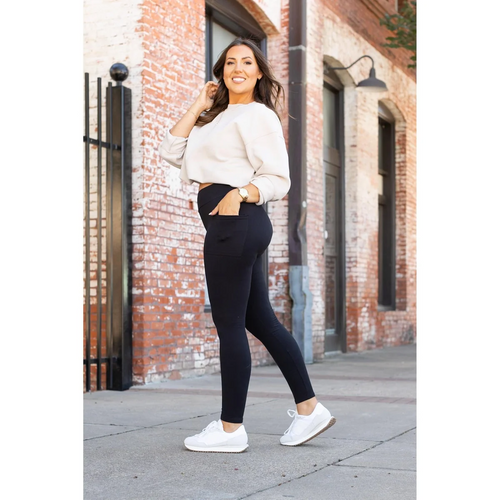 Black full-length pocket leggings side view